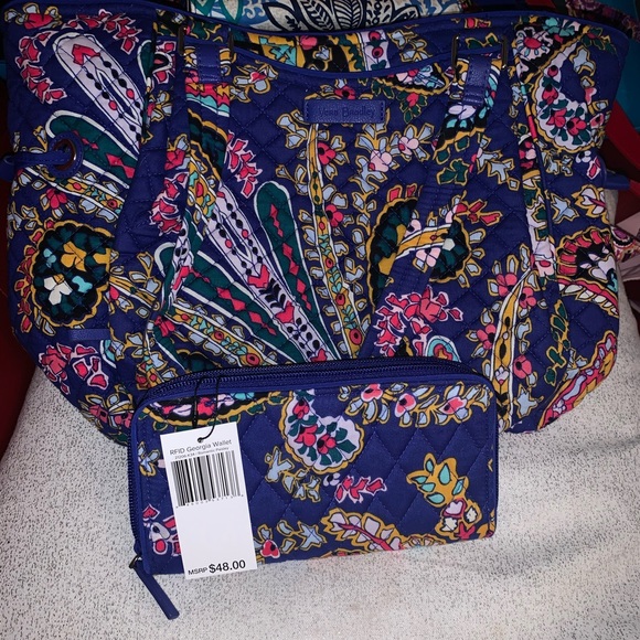 Romantic paisley bundle π€ - Picture 1 of 4